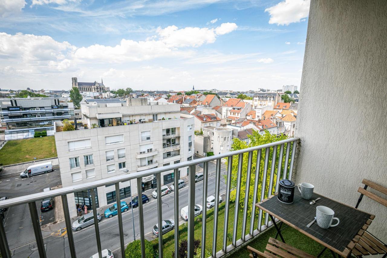 Apartamento Le Septieme - Vue Cathedrale - Saint Remi Reims Exterior foto